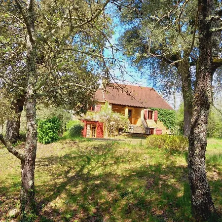 Prázdninový dům Maison Perigourdine De Charme Avec Piscine Saint-Cirq-Madelon